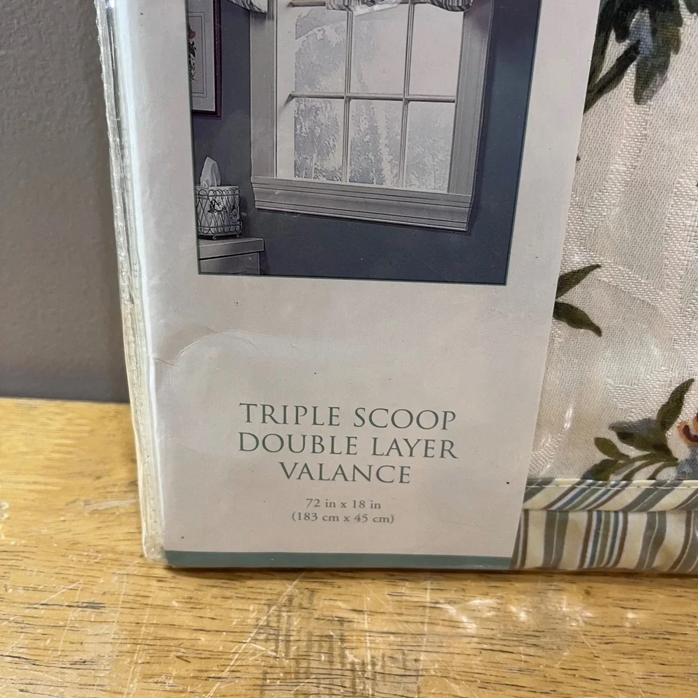 Waverly Garden Room Carolina Gardens Triple Scoop Double Layer Valance 72x18 Vtg
